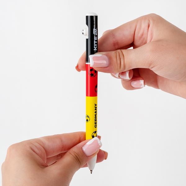 Ручка кулькова автоматична Football nations, синя